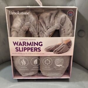 Brookstone Lavender Scented Gray Slippers